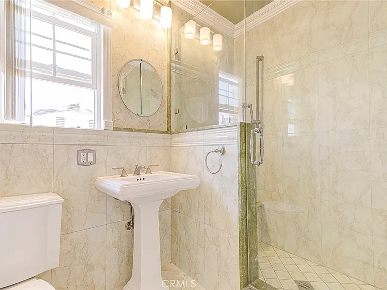 6641 Agnes Ave — Photo 11