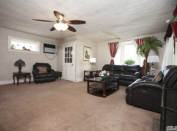 3rd image of 609 Liberty Ave