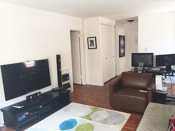 2nd image of 7 E 86th St APT 12A