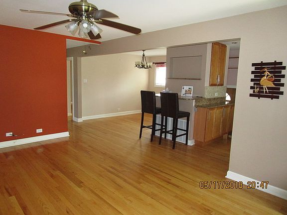 5th image of 9924 Wilson Ave