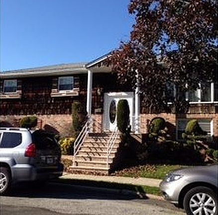 4th image of 7119 Avenue