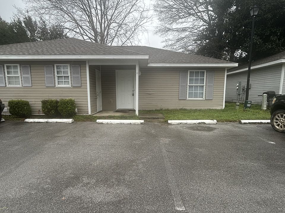 1st image of 10150 Cove Ave