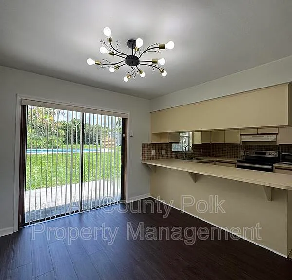 8601 Sunnydale Ln — Photo 7