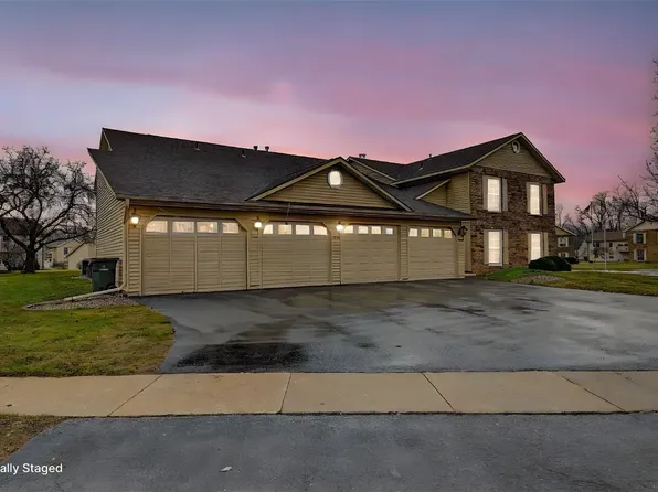 4111 Lexington Dr NE APT A, Cedar Rapids, IA 52402