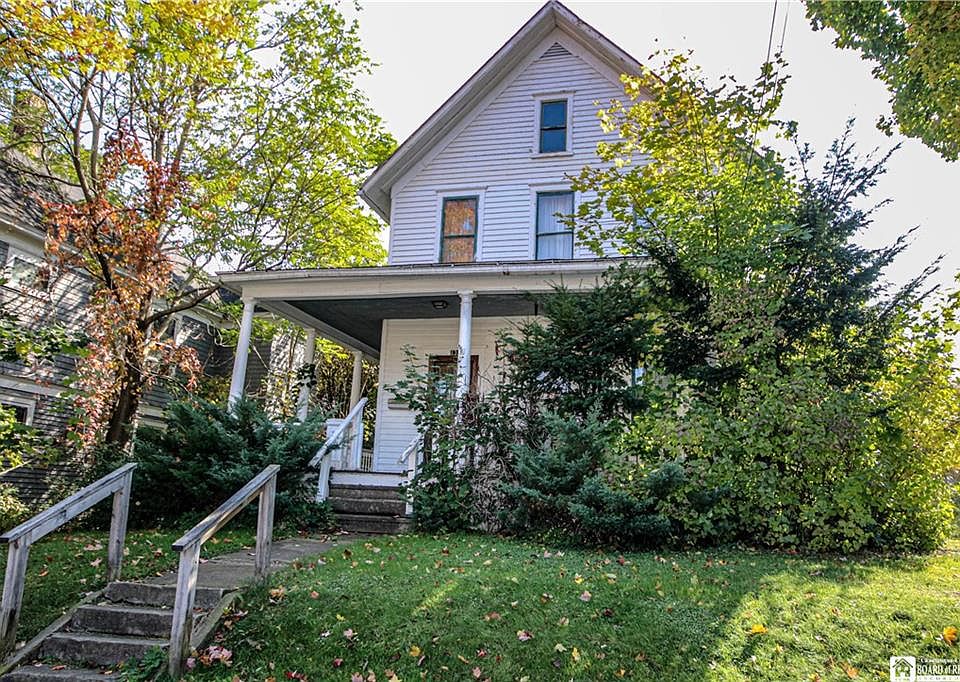 1st image of 131 McKinley Ave