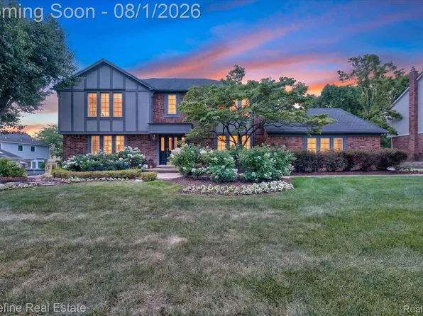 46015 Concord Dr, Plymouth, MI 48170
