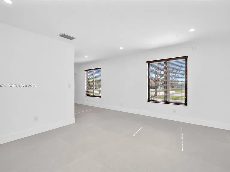 17911 NW 82nd Ave — Photo 7