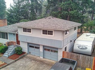 17208 SE Kelly St, Portland, OR 97236