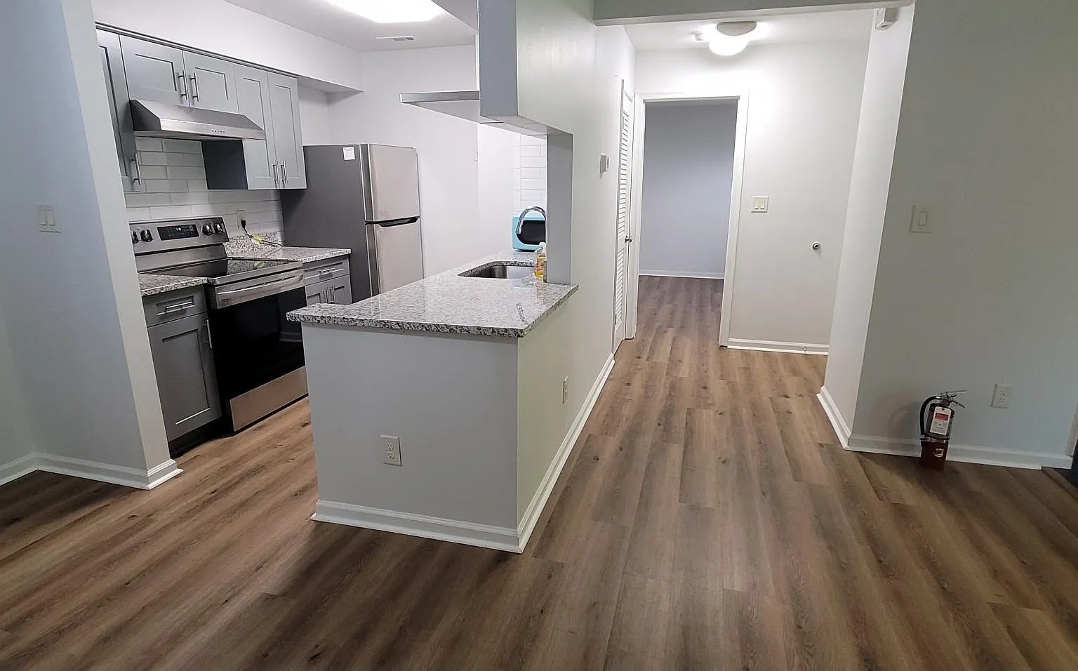 560 Candle Ln — Photo 4