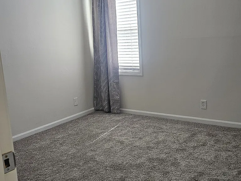 209 Cedar St #E2 — Photo 13