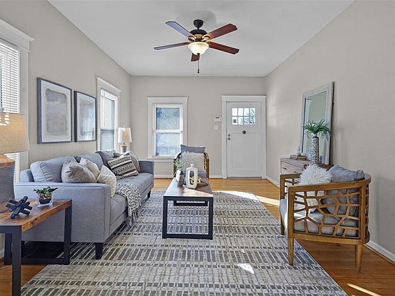 3rd image of 6423 Odell St