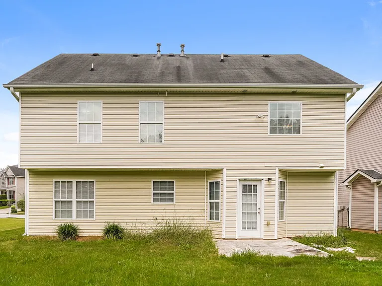235 Shadowbrooke Cir — Photo 17