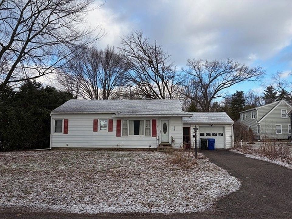 1st image of 1 Huron Avenue