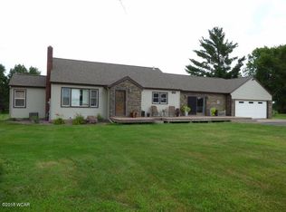 1990 River Rd, Windom, MN 56101