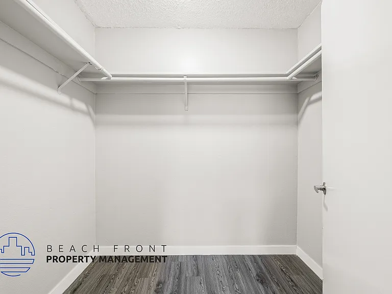 229 S. Normandie Ave. — Photo 15