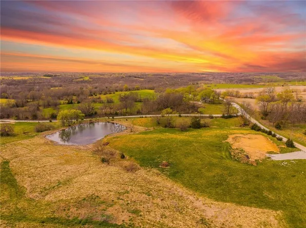 40643 E 212th St, Polo, MO 64671