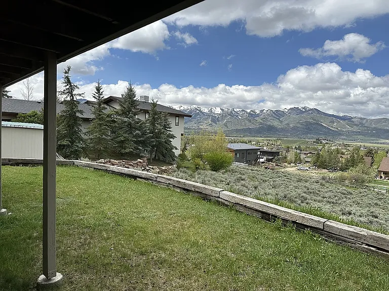 6293 Mountain View Dr — Photo 18