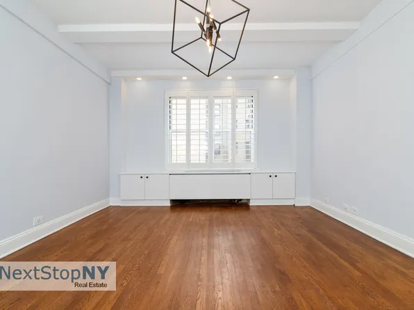 414 East 52nd Street 8F image 3 of 6