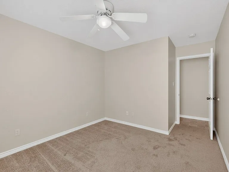 117 W Wilson Ave — Photo 29