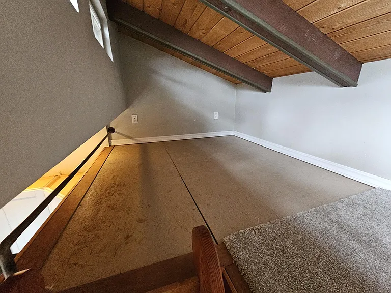 2780 Houston Dr #STUDIO — Photo 10