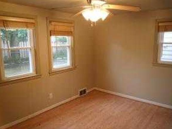 2nd image of 3432 Schalck Dr