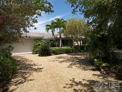 2498 Harbour Lane on Dinkins Bayou