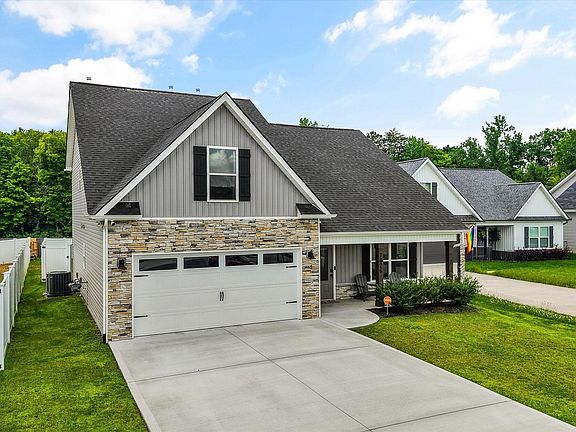2nd image of 7626 Bailey Landing Ln