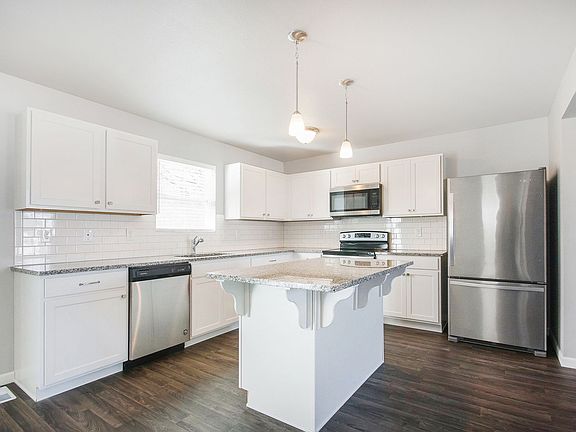 3rd image of 53722 Hickory Ln