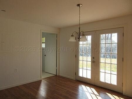 5th image of 4416 S Hayden St