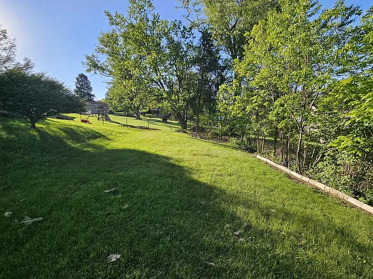 236 McCartney Dr — Photo 59
