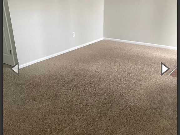 2nd image of 206 S Pierce St #4