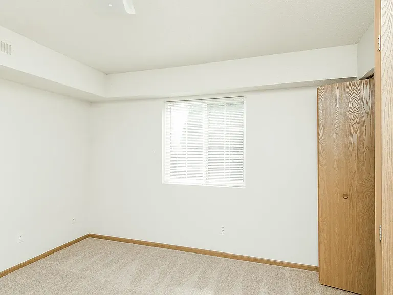 2586 Rushmore Dr #2586 — Photo 9