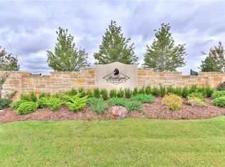 23937 Buckingham Ct, Edmond, OK 73025