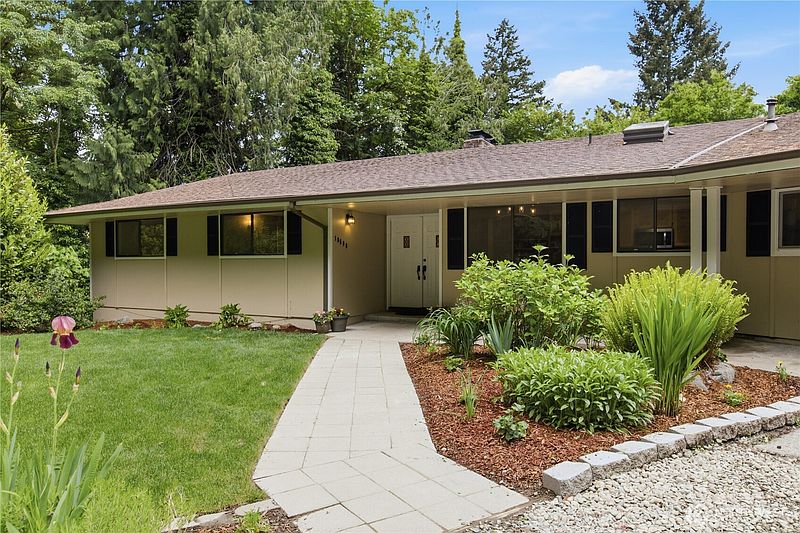 3rd image of 18506 SE 294th Street