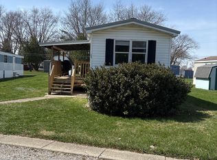 1400 N Elm St, Fairmount, IN 46928