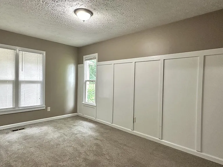 5591 Bellflower St — Photo 13
