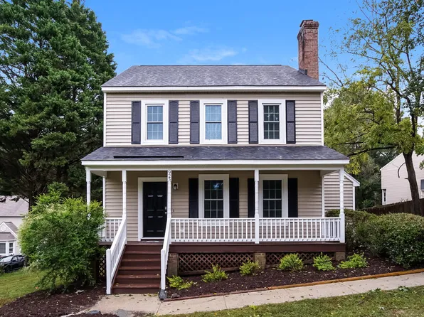 925 Fairlong Rd, Wake Forest, NC 27587