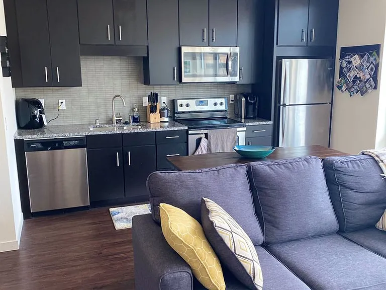 Metreau Apartments — Photo 26