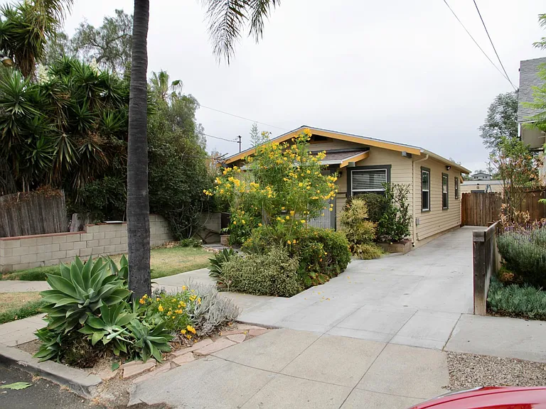 1625 Grove St — Photo 12