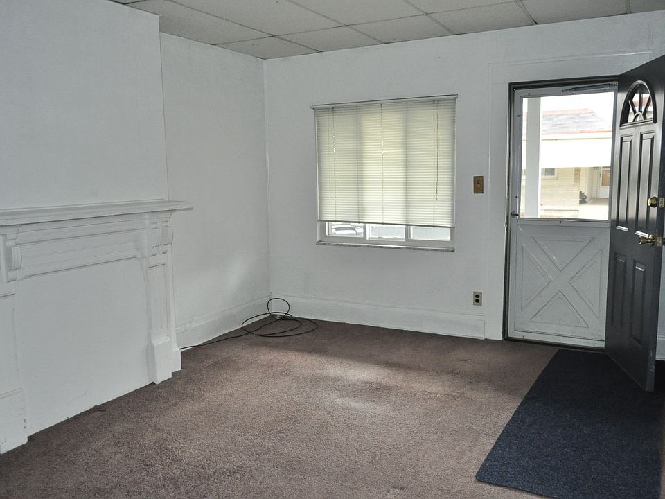 215 Railroad Ave Carnegie, PA, 15106 Apartments for Rent Zillow