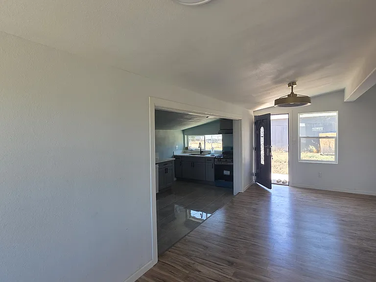 33930 Mission Trl — Photo 11