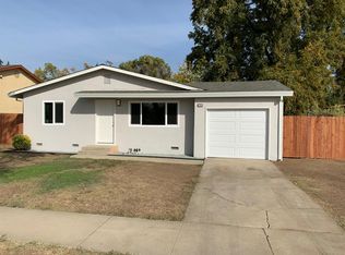1243 W Santa Fe Ave, Merced, CA 95340