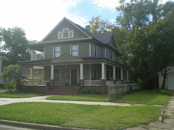 2nd image of 512 N Spruce St