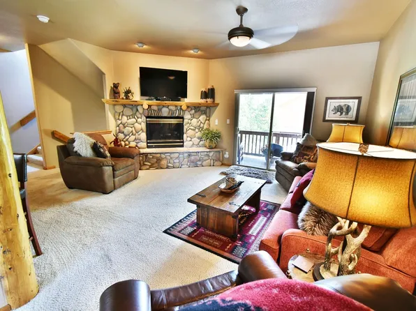 33 Skyline Dr, Dillon, CO 80435