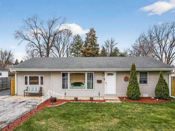 14308 S Kenneth Ave, Midlothian, IL 60445