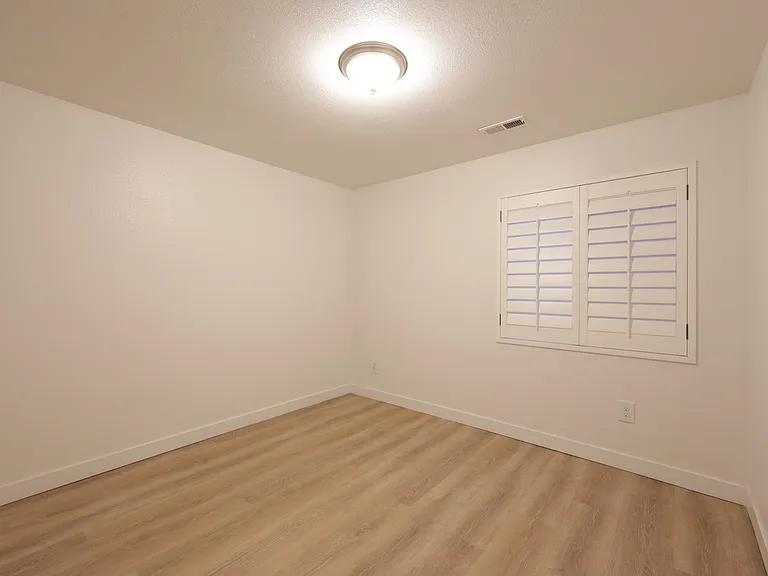 534 Firestone Dr #1 — Photo 8