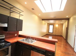 319 S Flores St APT 208, San Antonio, TX 78204