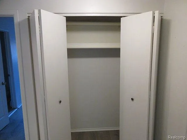 31831 Grand River Ave #70 — Photo 12