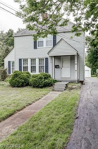 1st image of 303 E 260th St