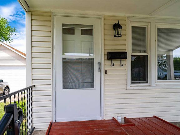 5th image of 1490 Biscayne Dr